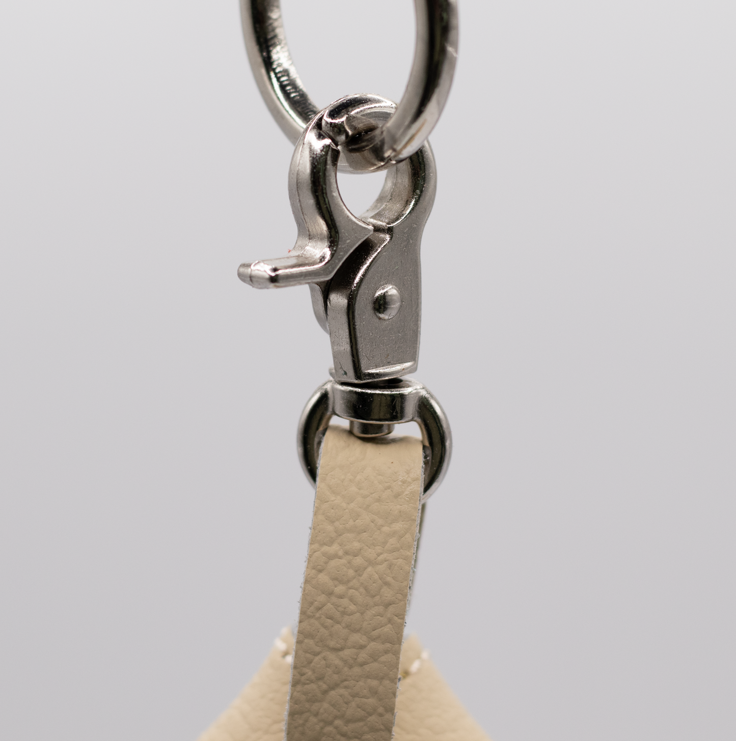 D&H PooSh - Soft Leather Poo Bag Dispenser Cream